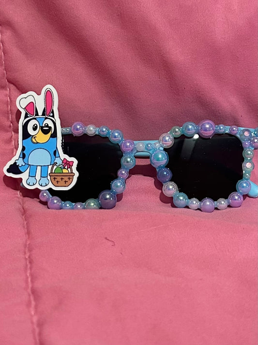 Blue dog sunnies